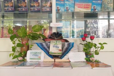 Giới thiệu sách: Bài học của thầy (nhiều tác giả tuyển chọn, biên soạn)